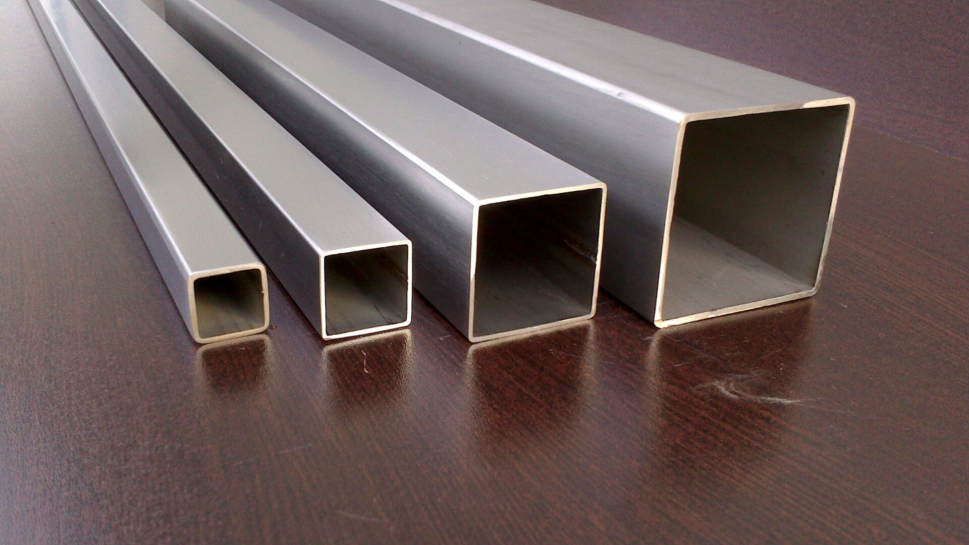 труба проф. 10*10*1,5